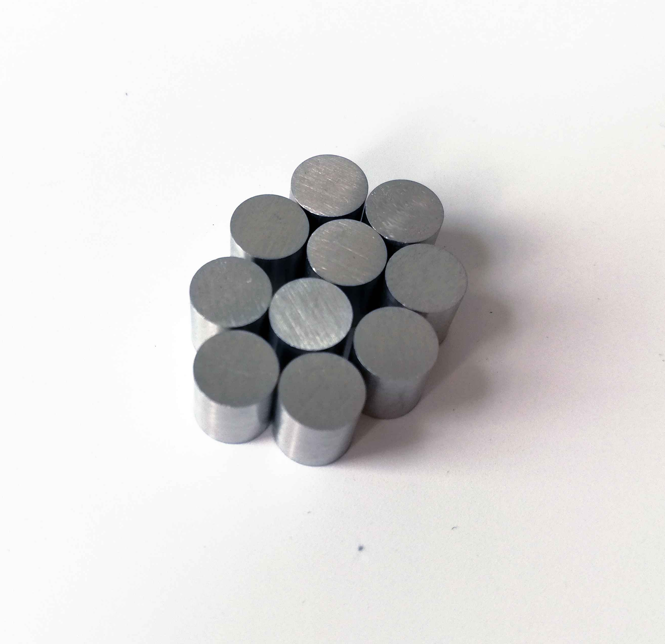  Iridium ingots, iridium particles